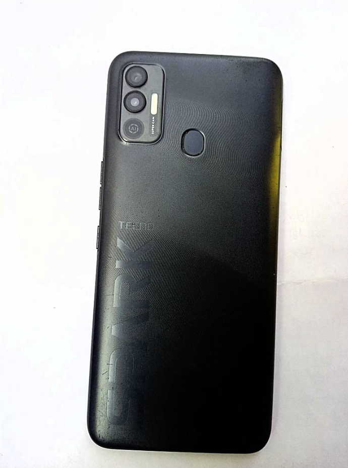 Tecno spark 7