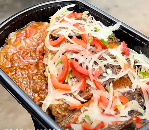 Délicieuses Plats Exotiques à Emporter