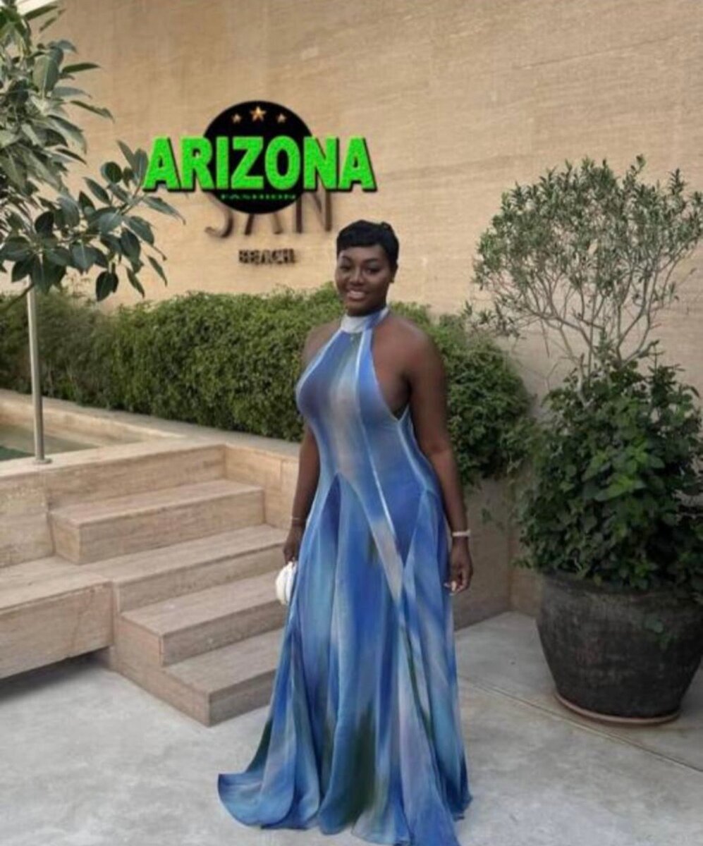 Robe longue fluide bleue élégante