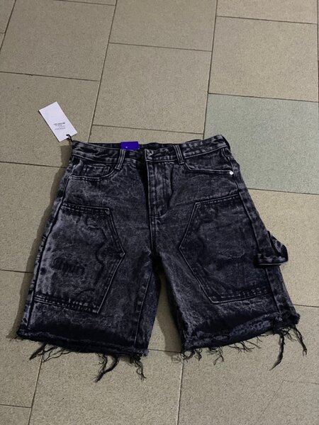 Short en jean noir déchiré