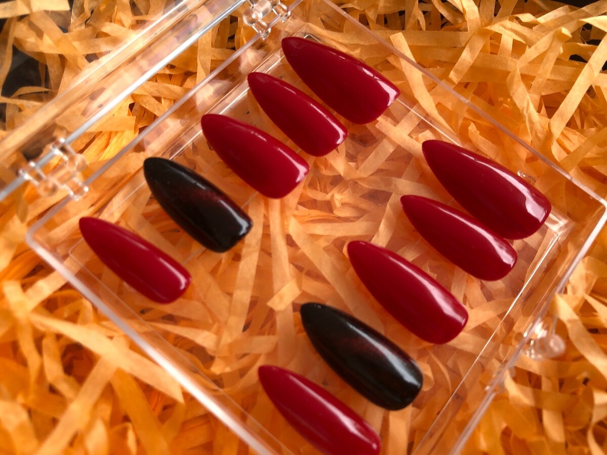 Ongles Acryliques Rouge Noir