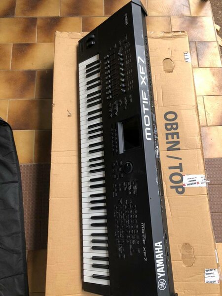 Yamaha Motif XF7