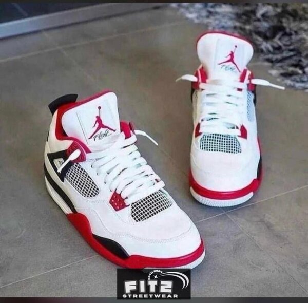 Air Jordan 4