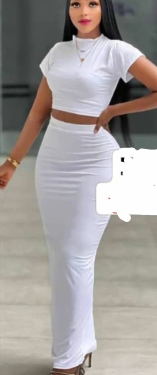 longue jupe avec haut