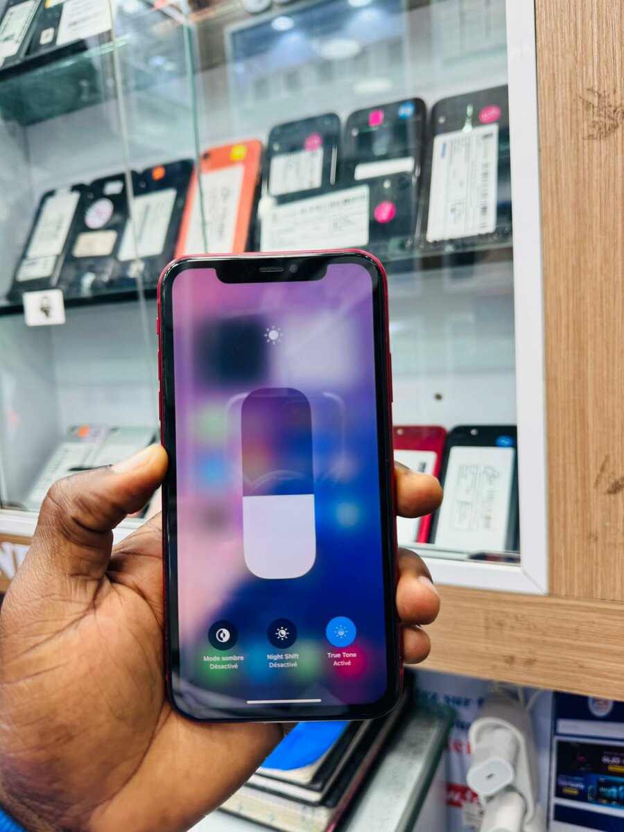 11 simple 64Go casi neuf rapid