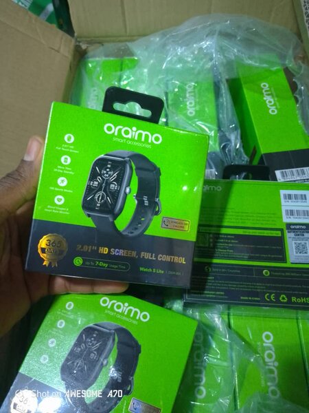 Oraimo Smartwatch 2.0" HD
