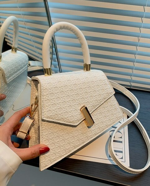 High quality, stylish women's bag