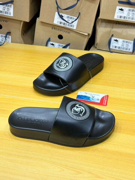 Sandales Versace
