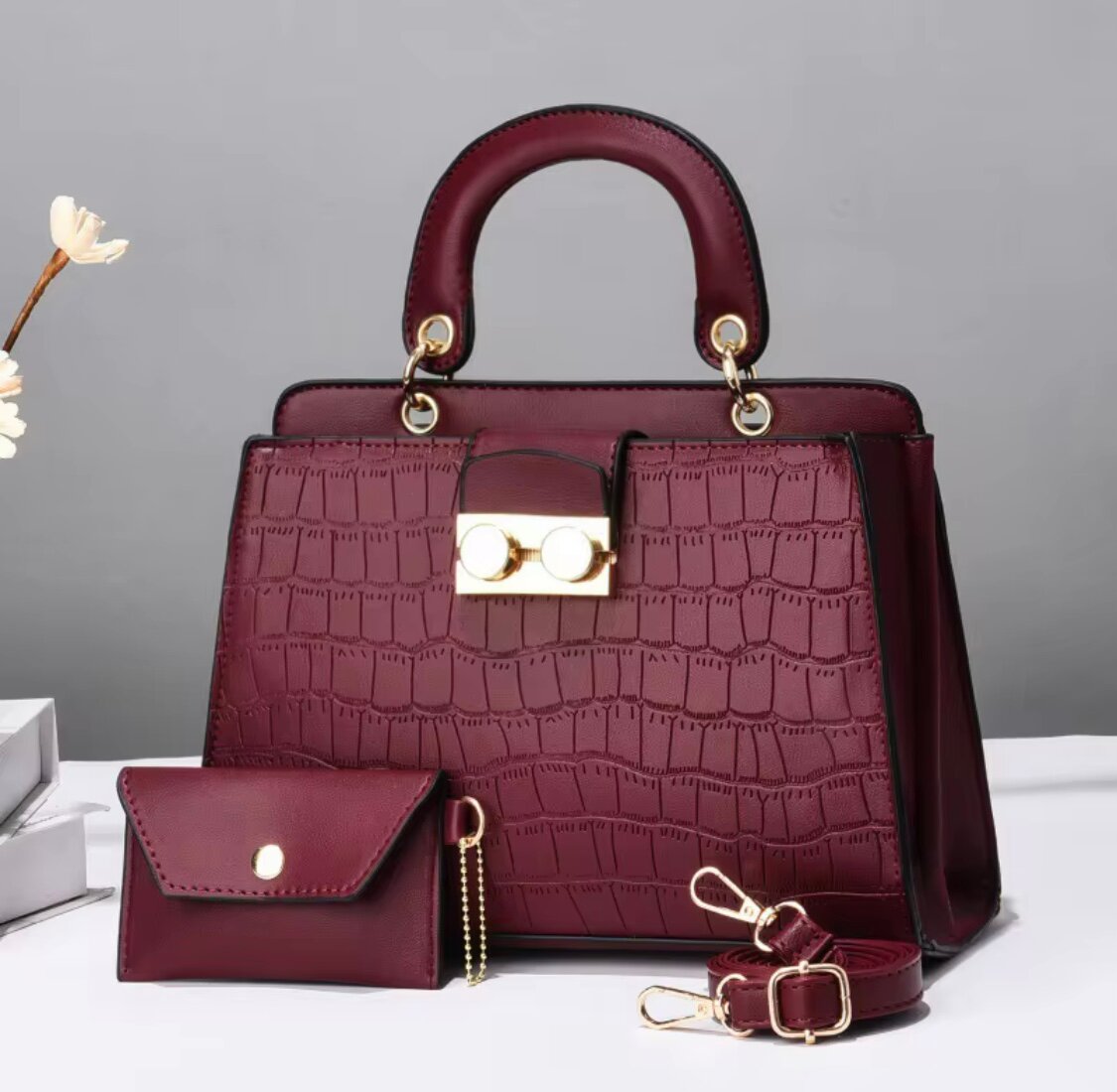 Sac à main tendance croco