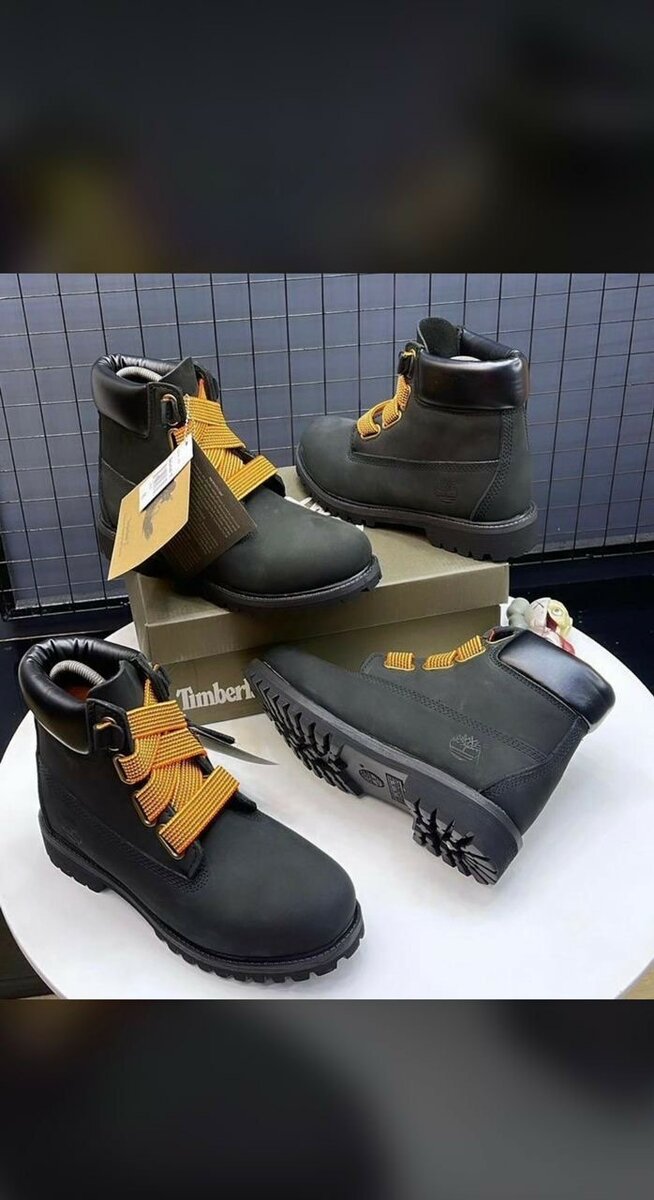TIMBERLAND BOOT
