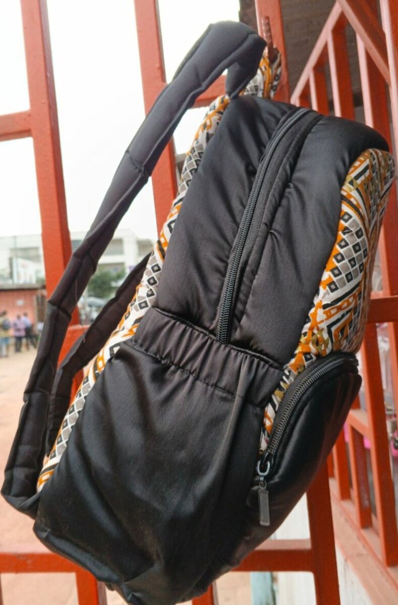 Sac à dos ethnique moderne