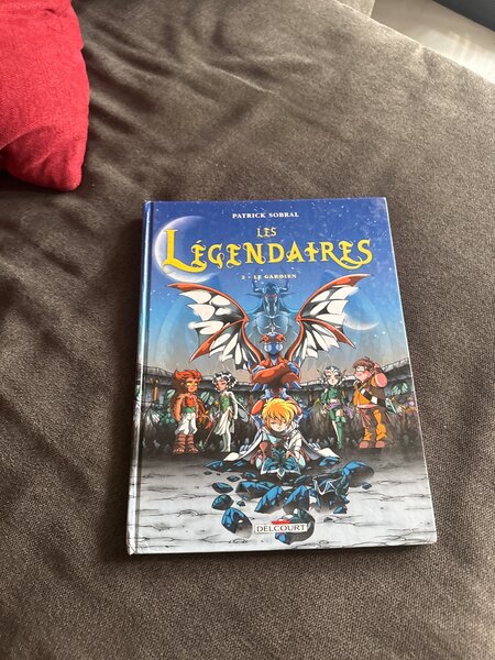 Les légendaires livre