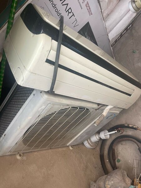 2.5hp El air condition.