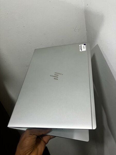 HP Elitebook 1040 G4