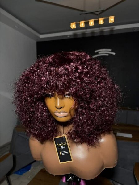 Perruque bouclée naturelle