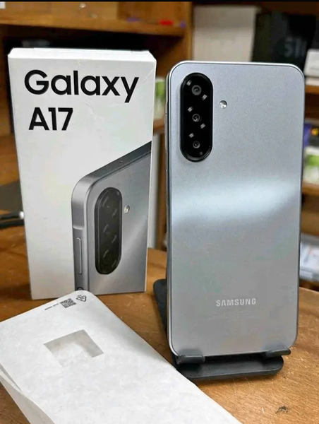 Samsung Galaxy A17 Smartphone