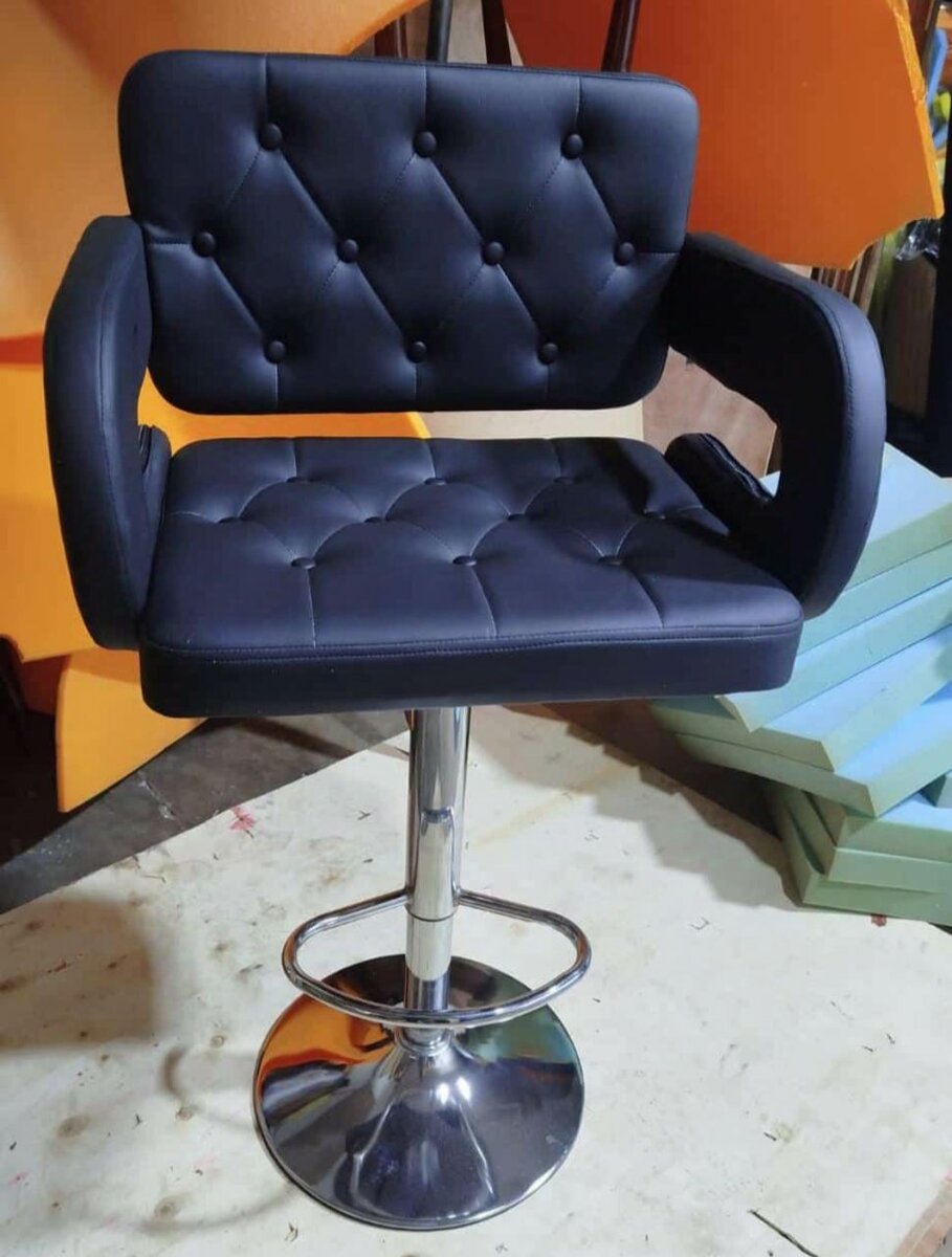 Kitchen and Baar stools