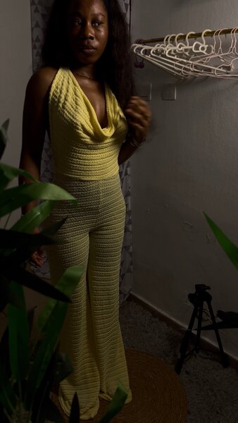 Combinaison jaune crochet