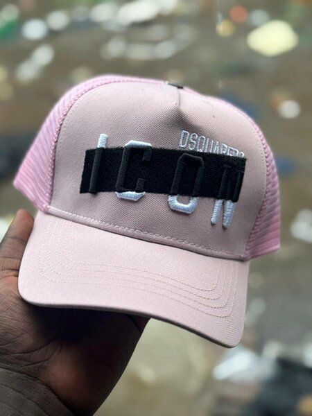Casquette rose "ICON" stylée