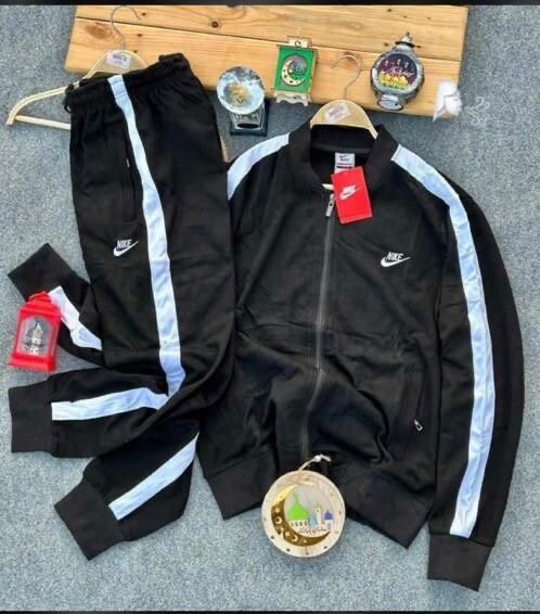 Ensemble Survêtement Nike Noir