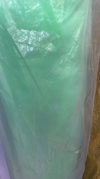 Rouleaux de tissu colorés