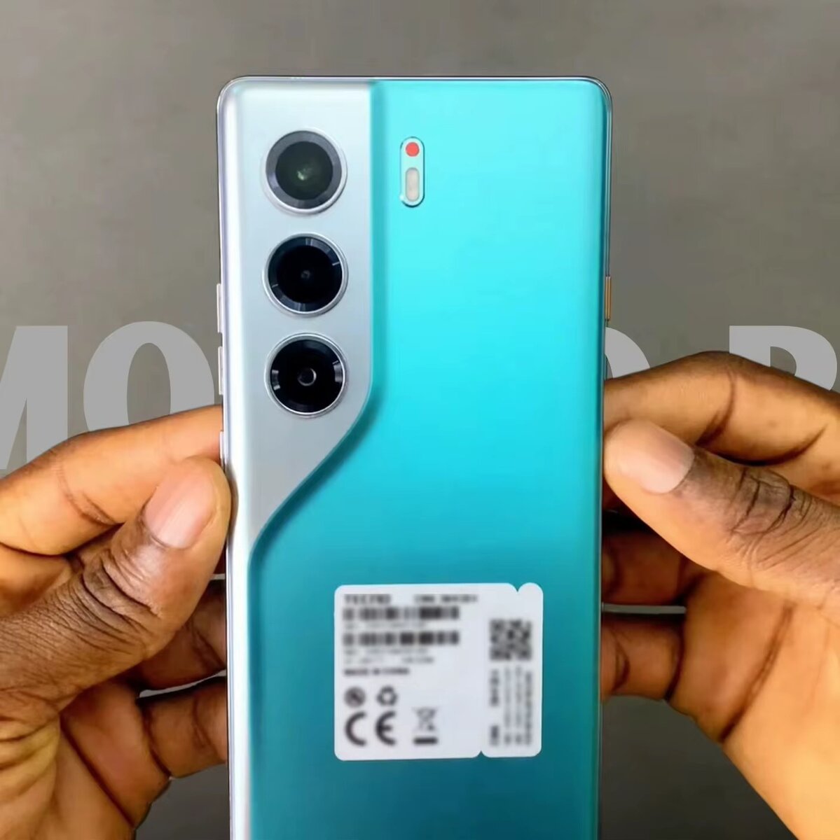 Tecno camon 40