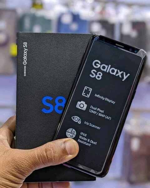 Samsung Galaxy S8 Smartphone