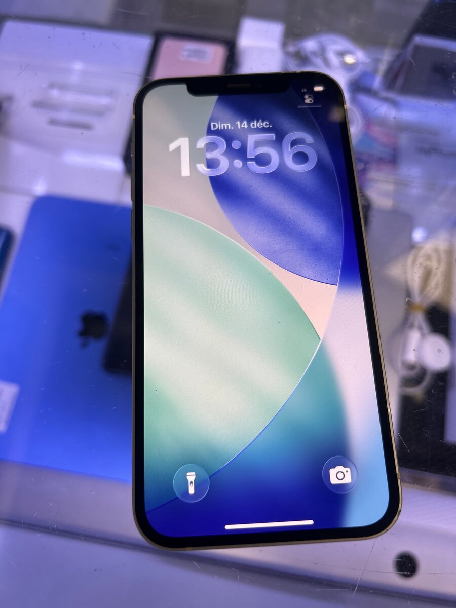 iPhone 12 64GB Débloqué