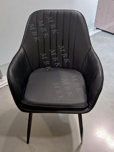 Chaise d'intérieur élégante