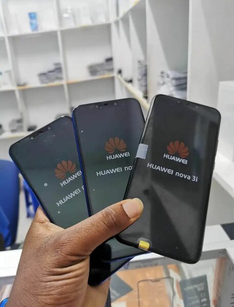 Huawei Nova 3i casi-neuf