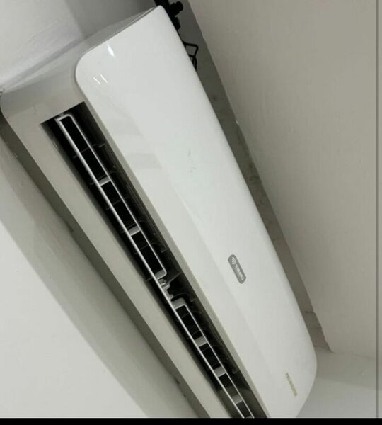 Climatiseur mural blanc