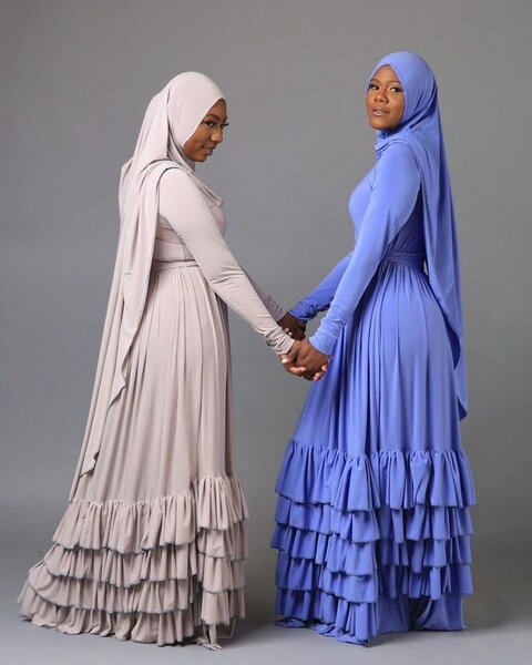 Robe longue à volants élégante