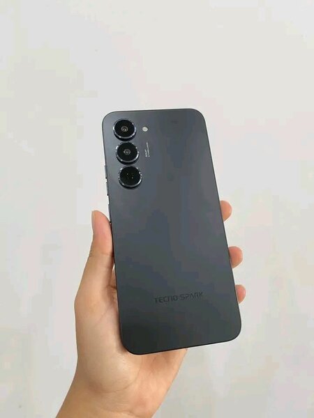 Tecno Spark 40 Pro 16GB