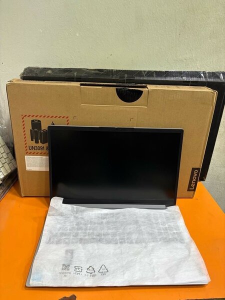 PC Portable Lenovo Neuf