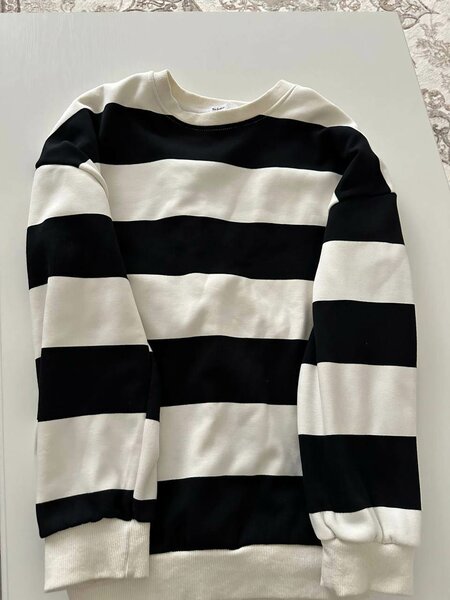 Толстовка в полоску