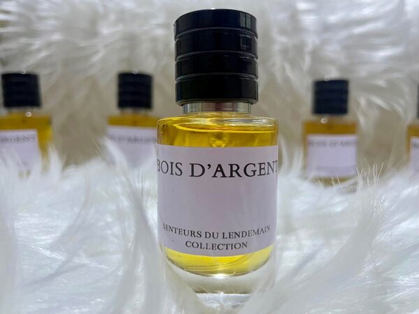 Essence  de parfum ( BOIS D ARGENT  )