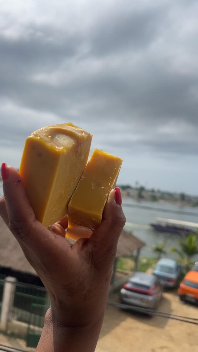 Savon fait à lorange