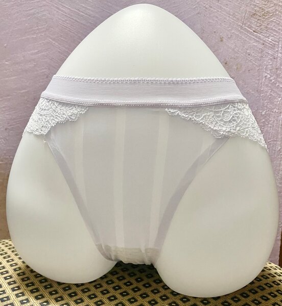 Ensemble de culottes en dentelle