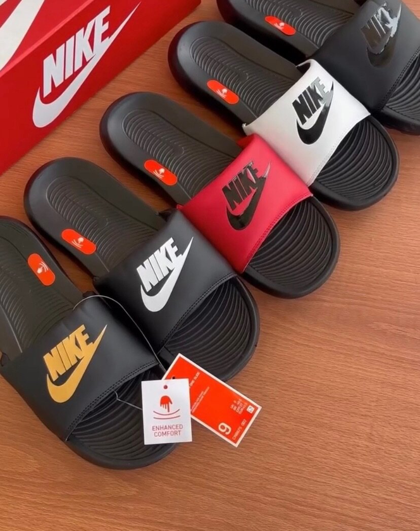 Nike Victori slides