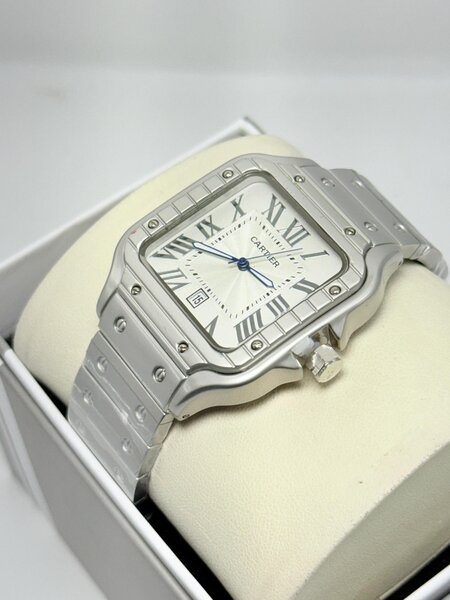 Montre Cartier Santos élégante