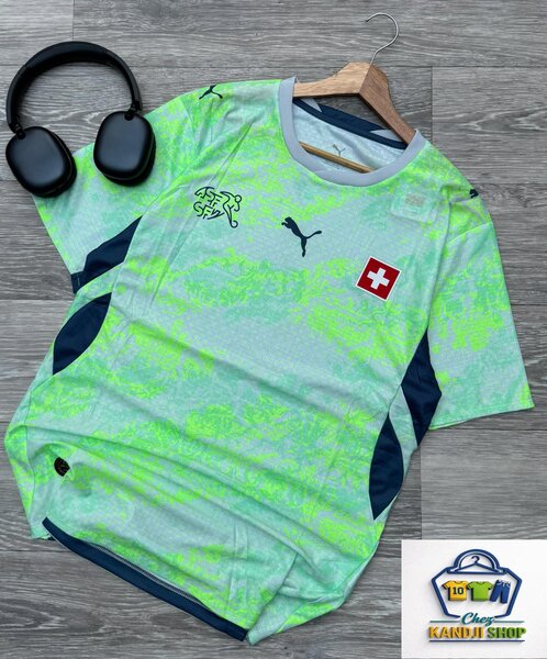 T-shirt Suisse Puma homme - rouge