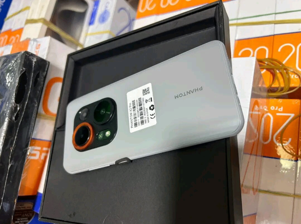 TECNO fantôme X2 pro