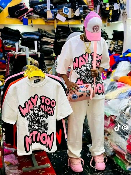 T-shirt graphique unisexe