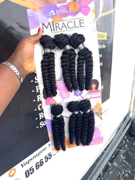 Noble Extensions Bouclés