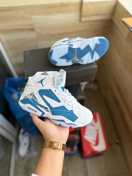 Baskets montantes en cuir bleu