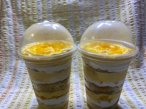 Délicieux layer cup mangue