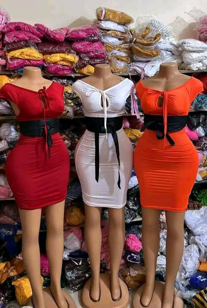 Robe élégante satinée