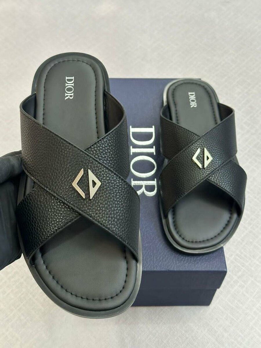 Dior fashion slippers