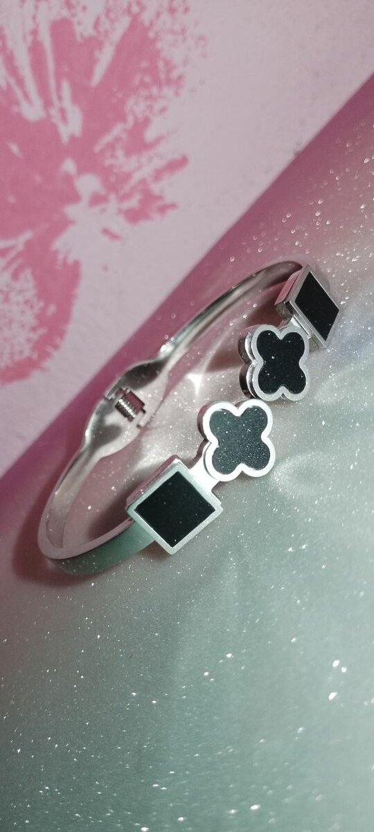 Bracelet fleur couleur argent