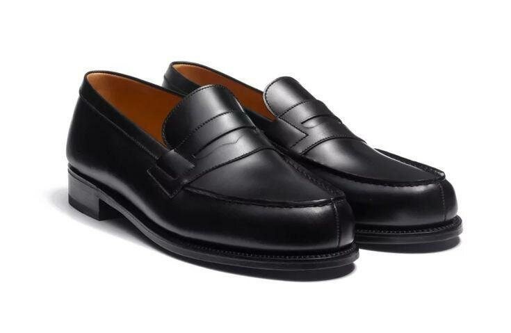 Mocassins en cuir noir élégants